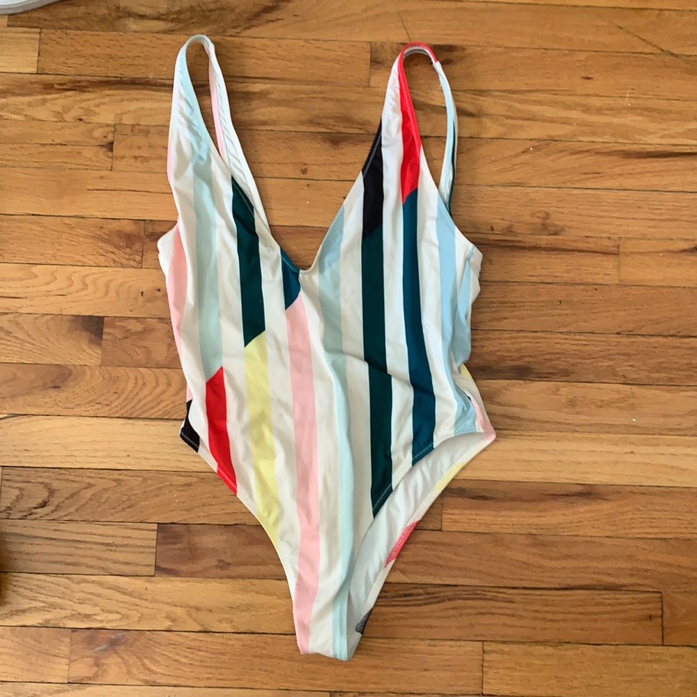 Never worn solid & striped sold out bathing suit